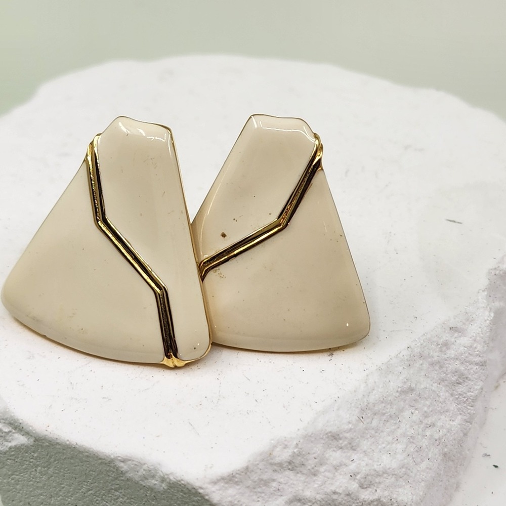 Monet Cream Enamel Gold Tone Geometric Clip On Earrings Bold Statement Vintage